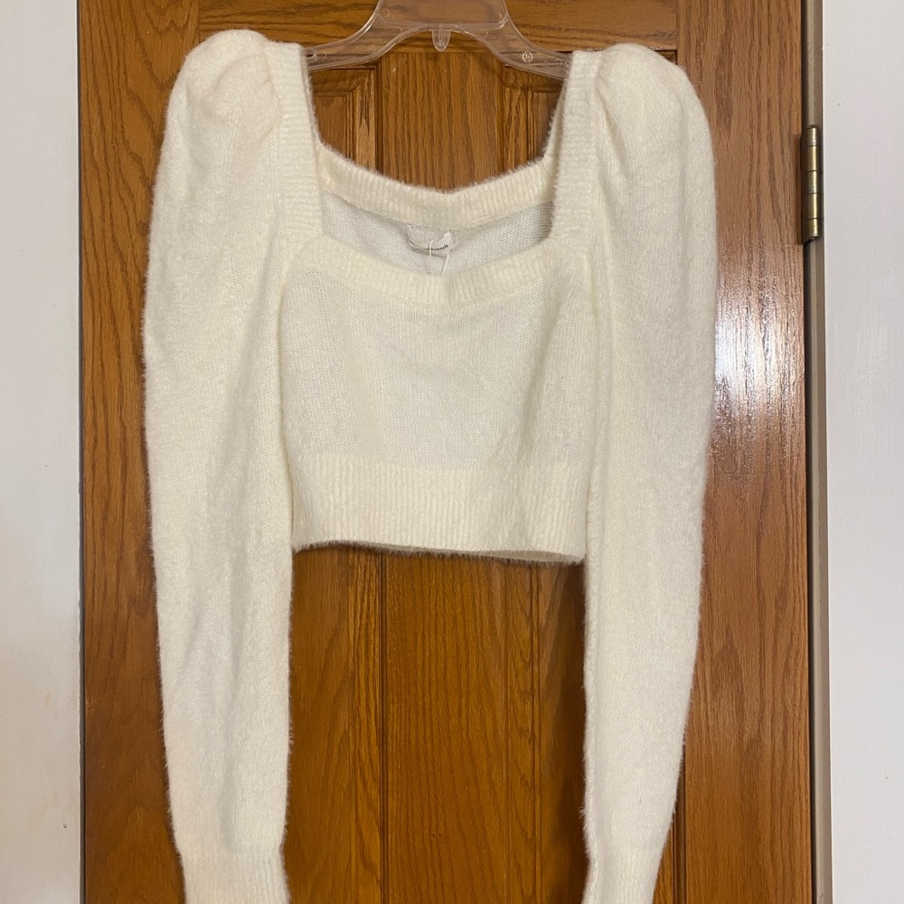nwt lovers and friends Jules sweater - unfortunately just didn’t fit!